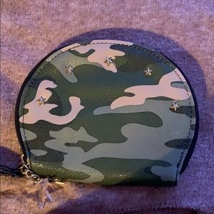 Camouflage wallet